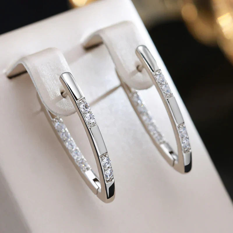 CLARITA™ - Elegant Zirconia Earrings in Gold